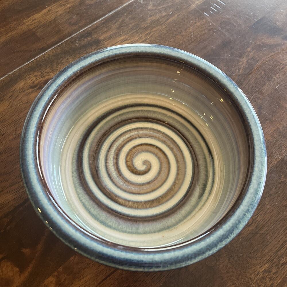 Vintage Bill Campbell Spirals Serving Bowl, 8 Inches In Diameter